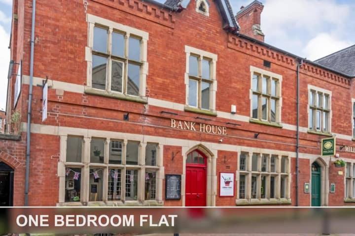 Bank House Apartments Stafford Town Centre Exterior foto